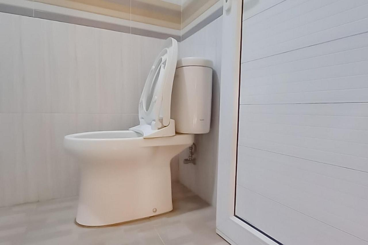 Готель Reddoorz Syariah Near Tugu Lampu Gentur Чіанджур Екстер'єр фото